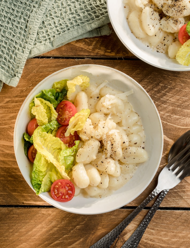 Auf diesem Bild siehst du unsere fertigen Gnocchi Cacio e Pepe.