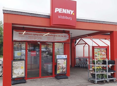 Sie sehen den Eingang vom Penny Markt in Vilsbiburg, Frontenhausener Str. 32