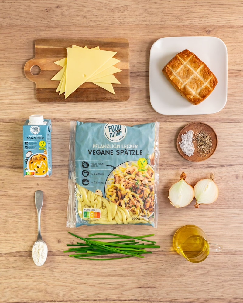 Dieses Bild zeigt die Zutaten für die veganen Spätzle.