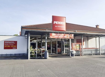 Sie sehen den Eingang vom Penny Markt in Lippstadt - Kernstadt, Overhagener Strasse 22A