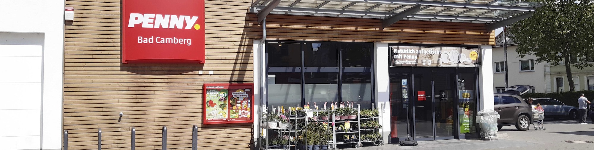 Sie sehen den Eingang vom Penny Markt in Bad Camberg, Bahnhofstr. 40