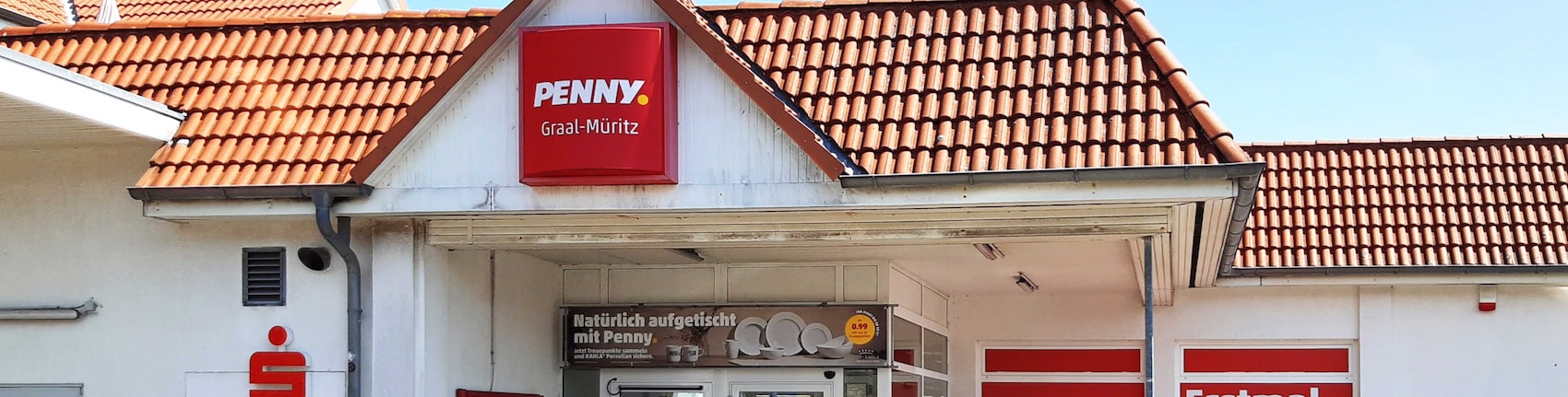 sie sehen den Eingang vom Penny Markt in Graal-Mueritz Lange Str. 28