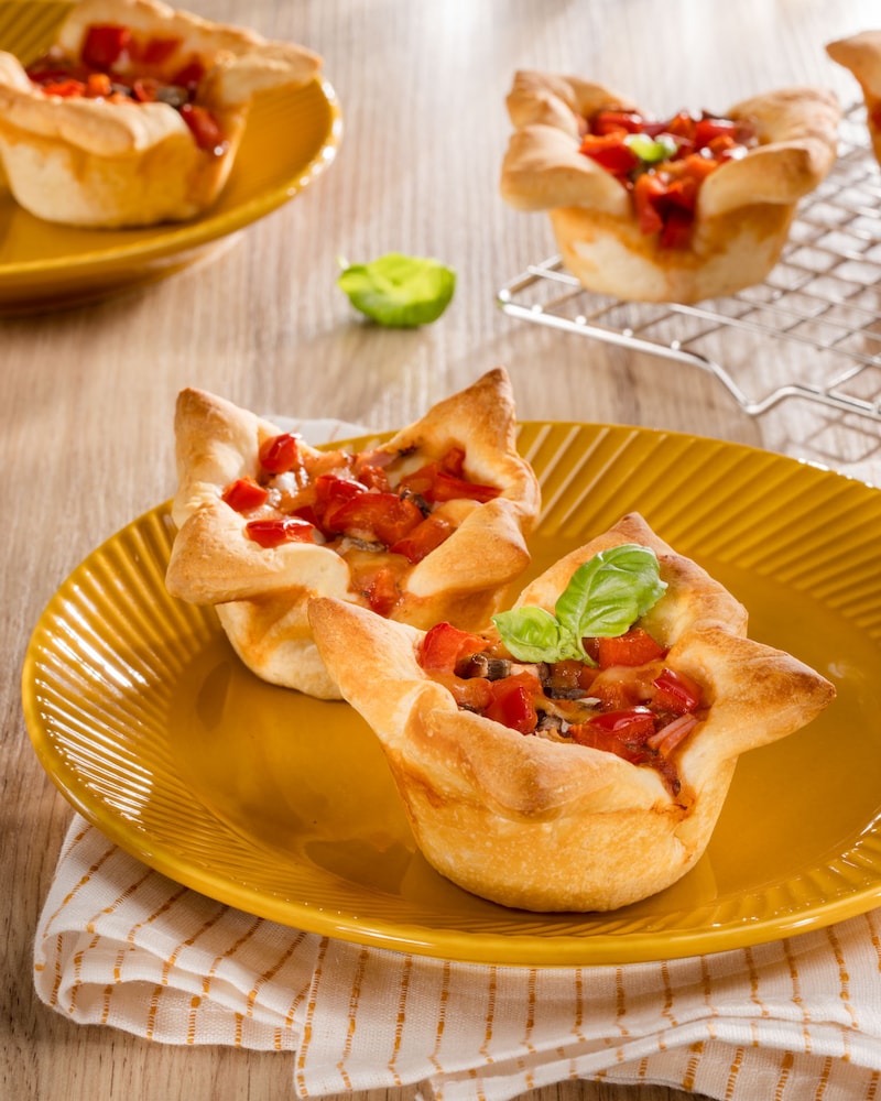 Dieses Bild zeigt die fertigen Pizzamuffins.