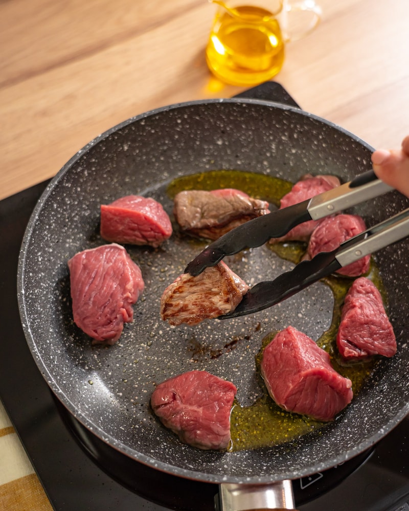 Saftige-Steak-Spiesse mit Metas Kaffee-Rub