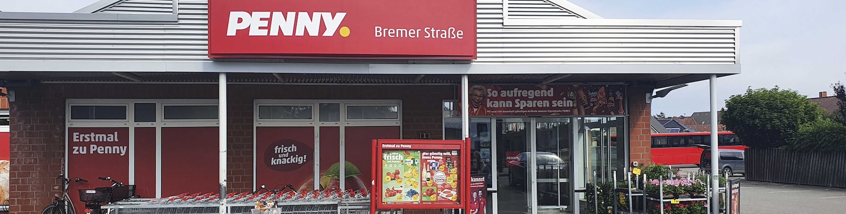 Sie sehen den Eingang vom Penny Markt in Barnstorf, Bremer Str. 13