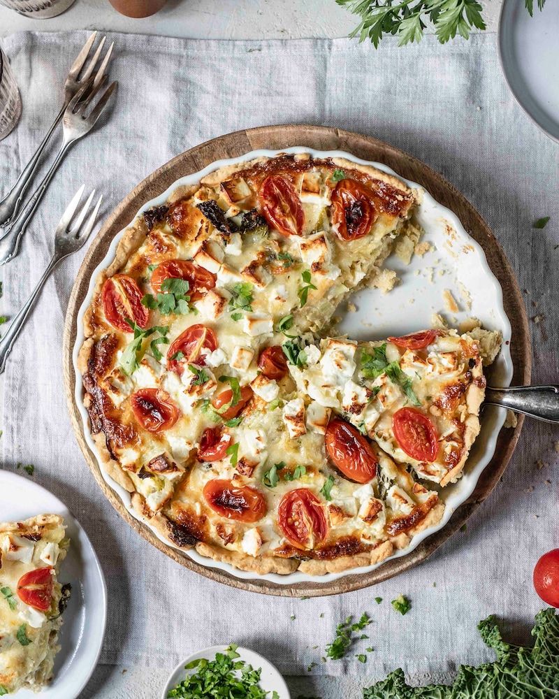 Dieses Bild zeigt wie die fertige Quiche mit Wirsing.