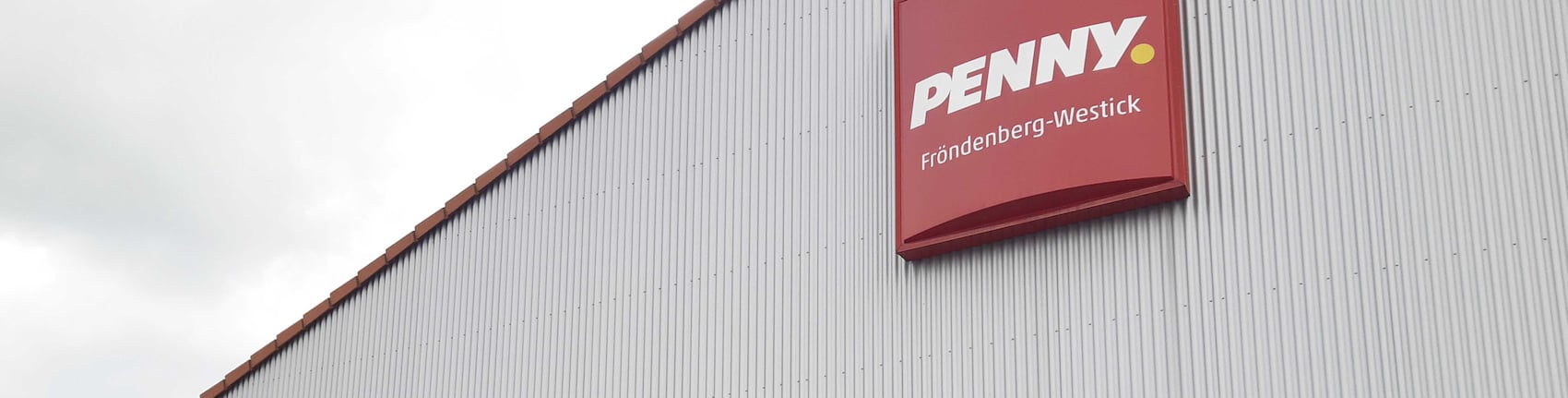 Sie sehen den Eingang vom Penny Markt in Fröndenberg - Westick, Annette-Von-Droste-Huelshoff-Str. 7