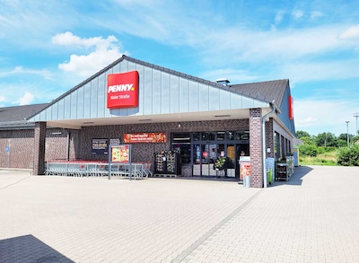 sie sehen den Eingang vom Penny Markt in Kaltenkirchen Kielerstr. 57