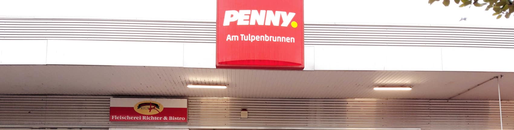 Sie sehen den Eingang vom Penny Markt in Halle (Saale) Am Tulpenbrunnen 6