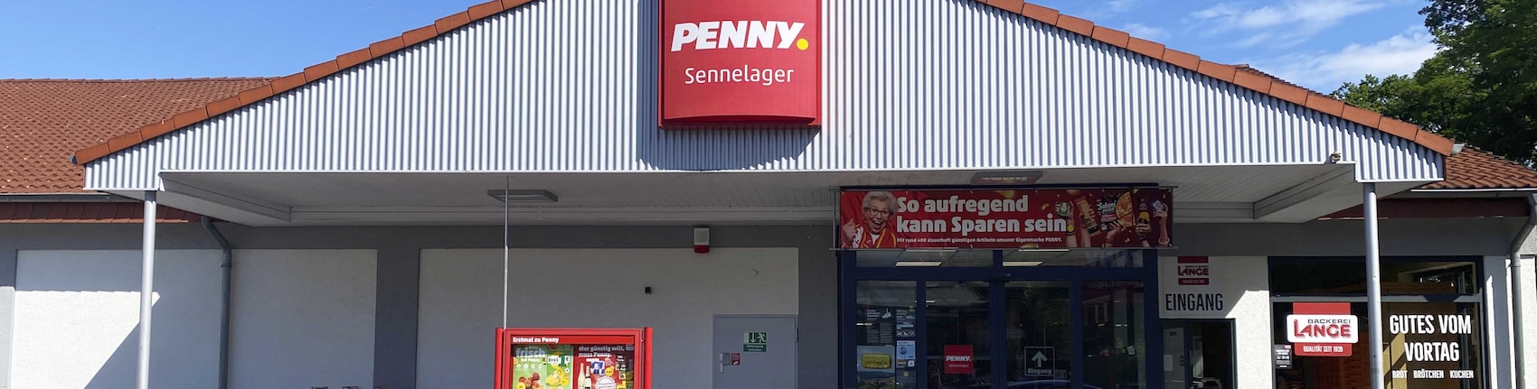 Sie sehen den Eingang vom Penny Markt in Paderborn/Sennelager, Bielefelder Str.117/Sennebahnh