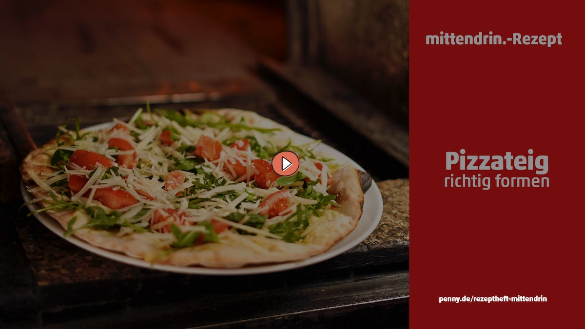 Dieses Bild zeigt den Thumbanil für das Video der fertige Pizza.