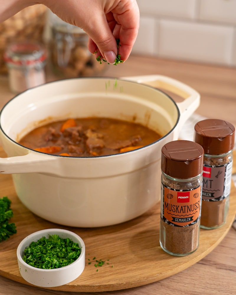 Schwedisches Rindergulasch mit Möhren