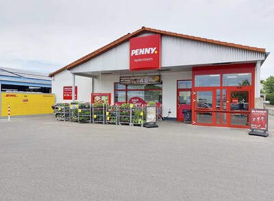 Sie sehen den Eingang vom Penny Markt in Heitersheim, Beiersdorfer Str. 6
