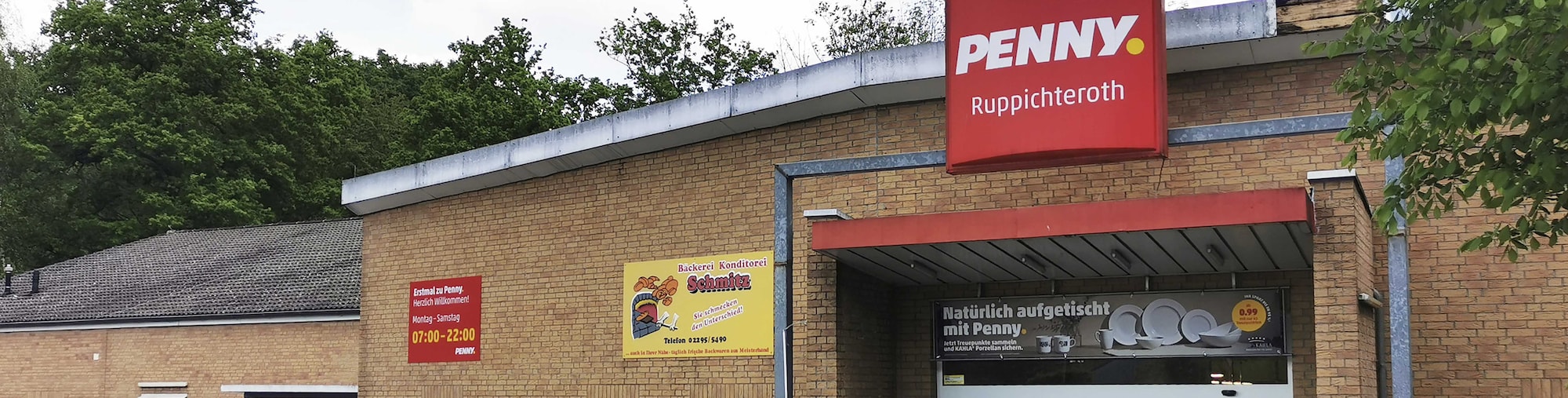 Sie sehen den Eingang vom Penny Markt in Ruppichteroth Herchener Str. 1