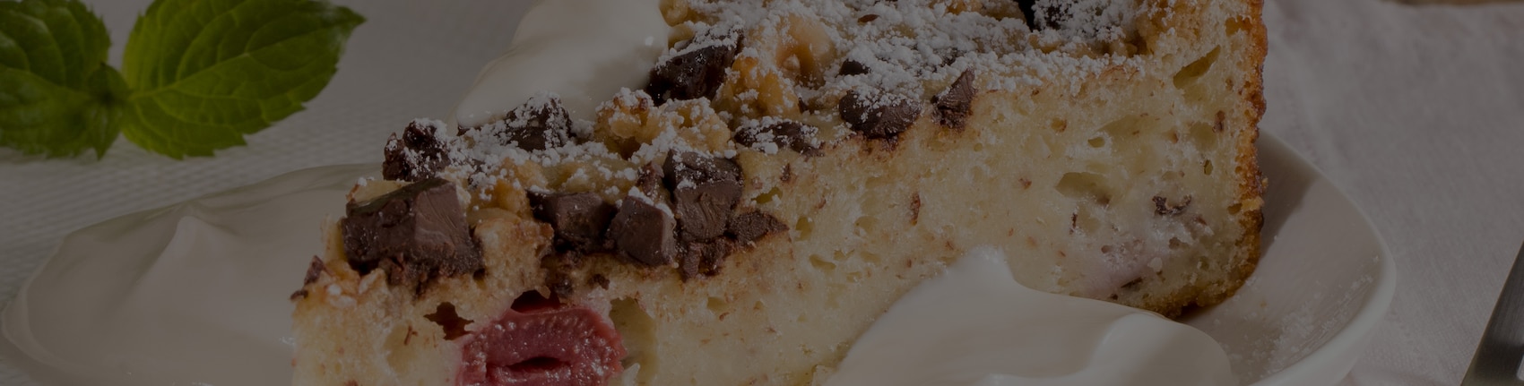 Dieses Bild zeigt unseren Buttermilch Kirschkuchen.