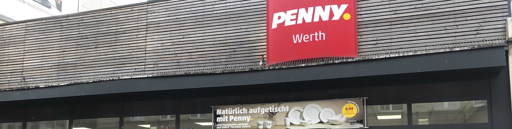 sie sehen den Eingang vom Penny Markt in Wuppertal Werth 82