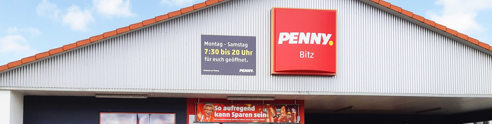 Sie sehen den Eingang vom Penny Markt in Bitz Ebinger Str. 102