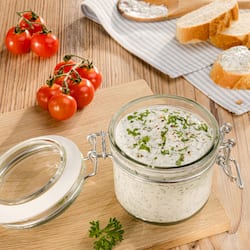 Dieses Bild zeigt den fertigen Knoblauch Dip.