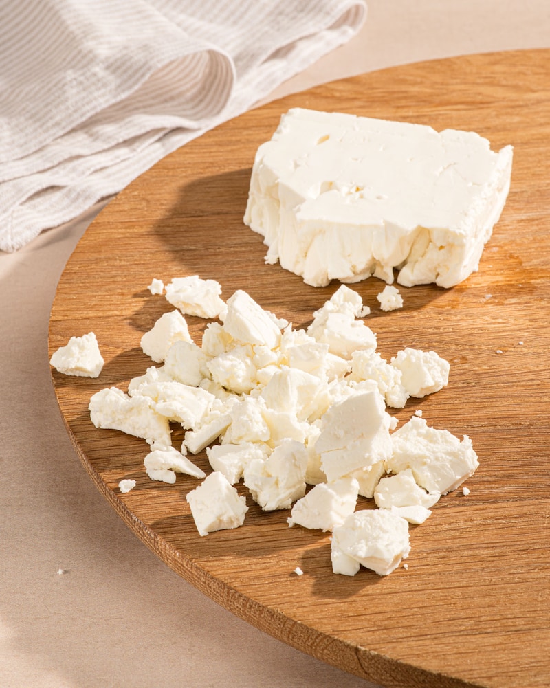Dieses Bild zeigt den krümeligen Feta.