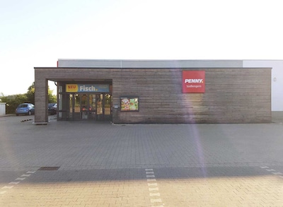 Sie sehen den Eingang vom Penny Markt in Kirchlengern, Elsestr. 71
