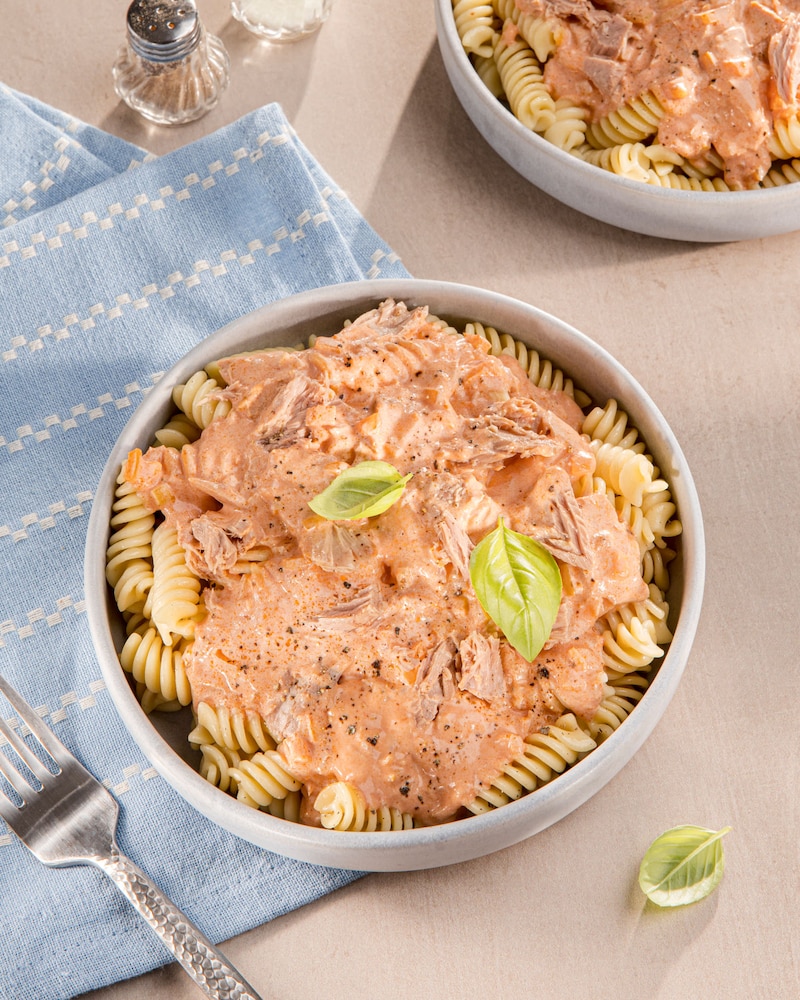 Dieses Bild zeigt die fertige Pasta mit Thunfisch.