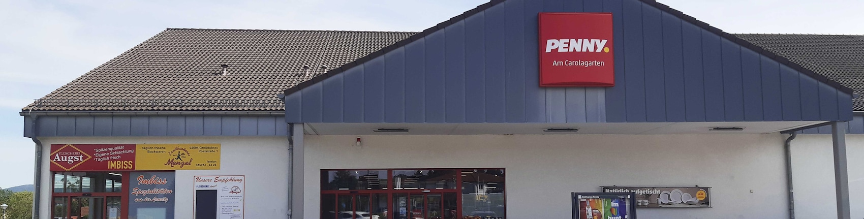 Sie sehen den Eingang vom Penny Markt in Bautzen Am Carolagarten 1
