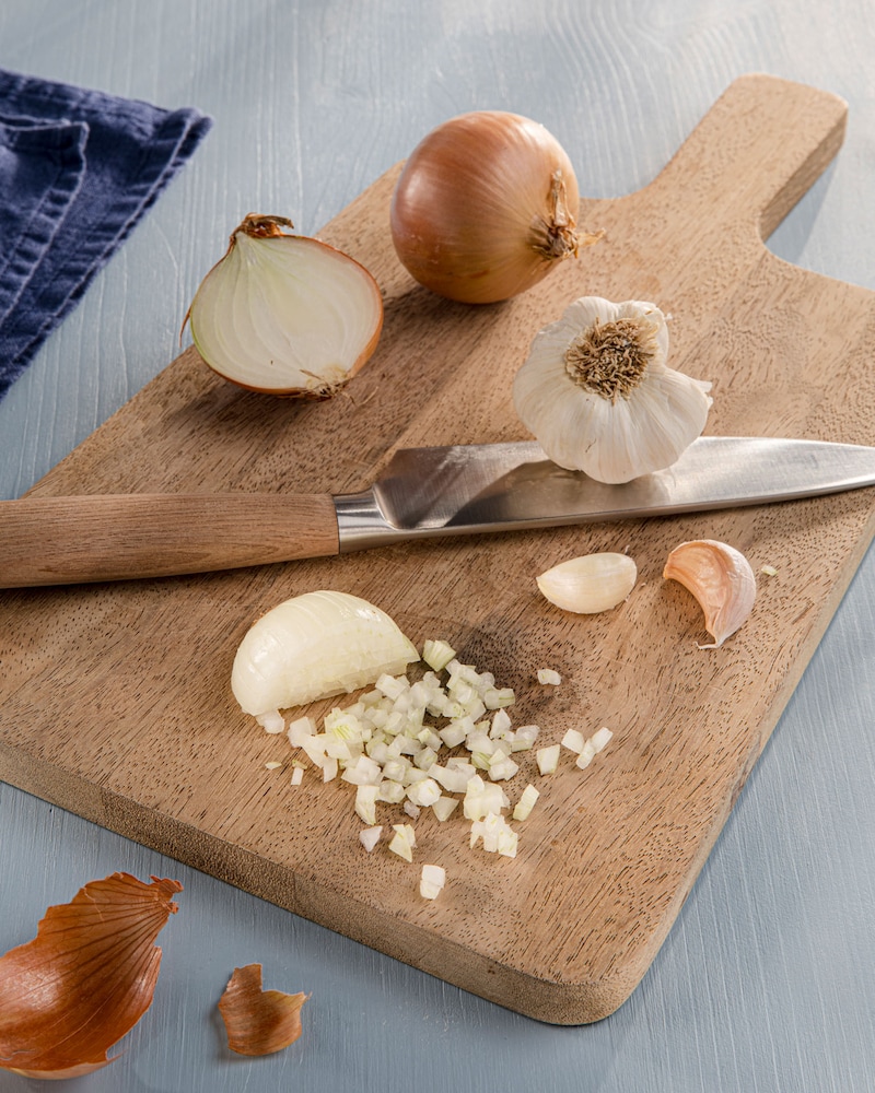 Dieses Bild zeigt den gewürfelten Knoblauch.