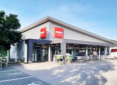 sie sehen den Eingang vom Penny Markt in Remshalden Alfred-Klingele-Str. 1