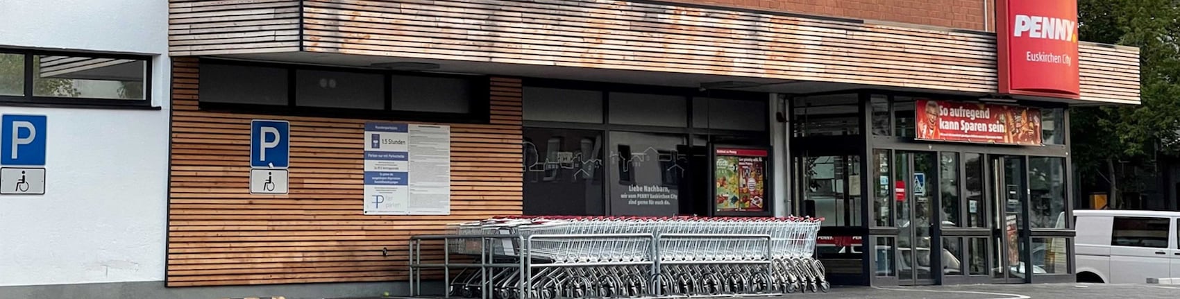 Sie sehen den Eingang vom Penny Markt in Euskirchen – Innenstadt, Gerberstrasse 25
