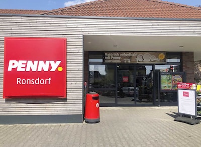 sie sehen den Eingang vom Penny Markt in Wuppertal In der Krim 4