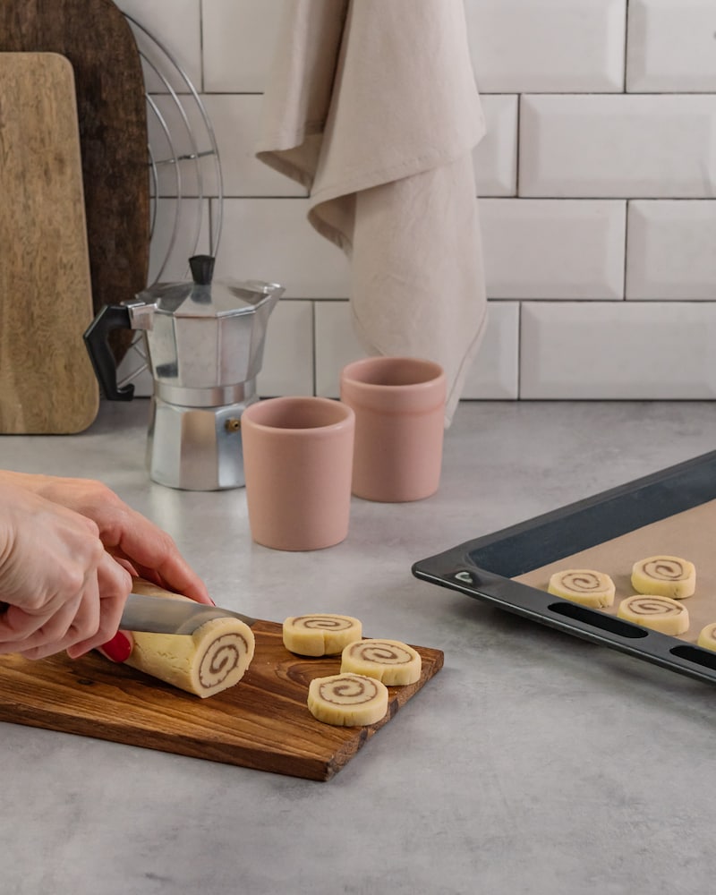 Dieses Bild zeigt wie die Zimtschnecken Plätzchen.