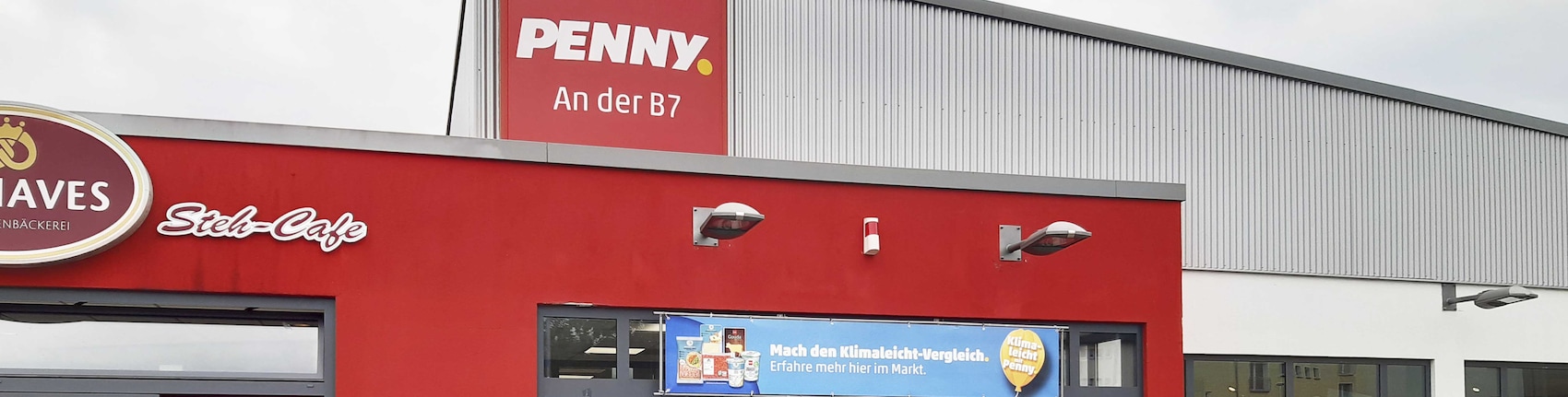 Sie sehen den Eingang vom Penny Markt in Hemer, Maerkische Strasse 59
