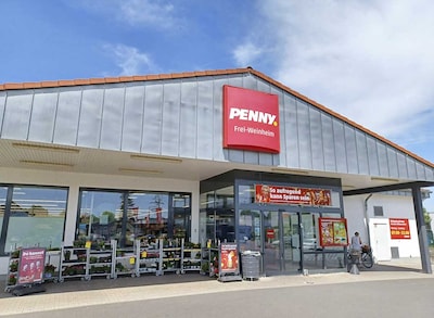 Sie sehen den Eingang vom Penny Markt in Ingelheim, Hermann-Bopp-Str. 1
