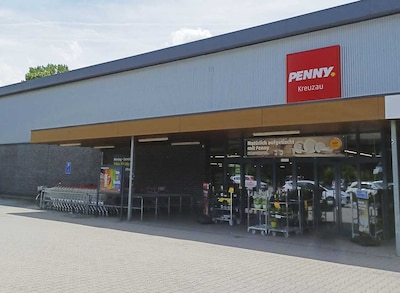Sie sehen den Eingang vom Penny Markt in Kreuzau – Winden Maubacher Str. 1