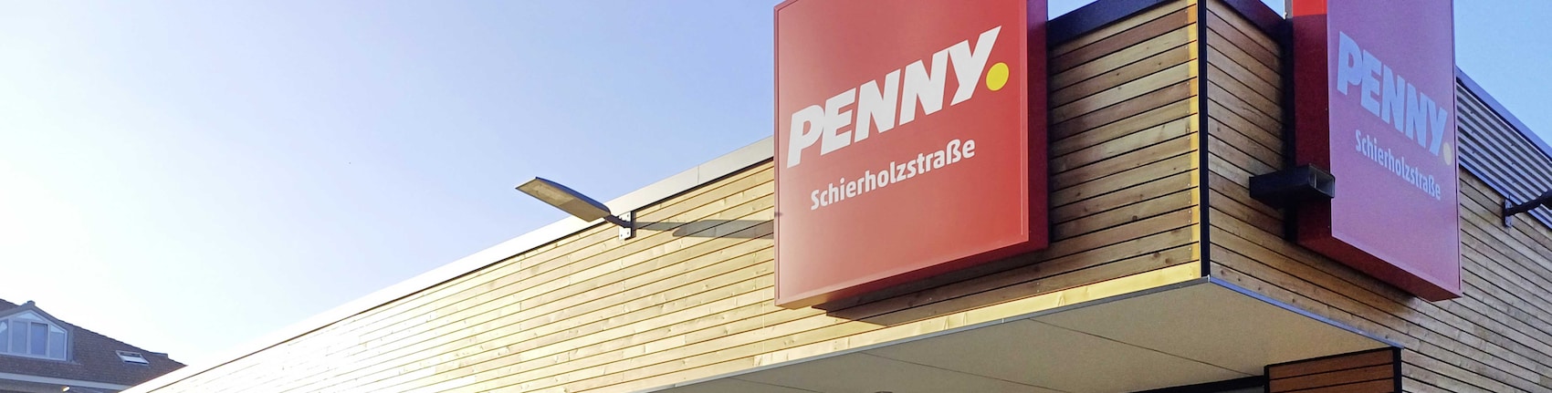 Sie sehen den Eingang vom Penny Markt in Hannover/Misburg, Schierholzstr. 114