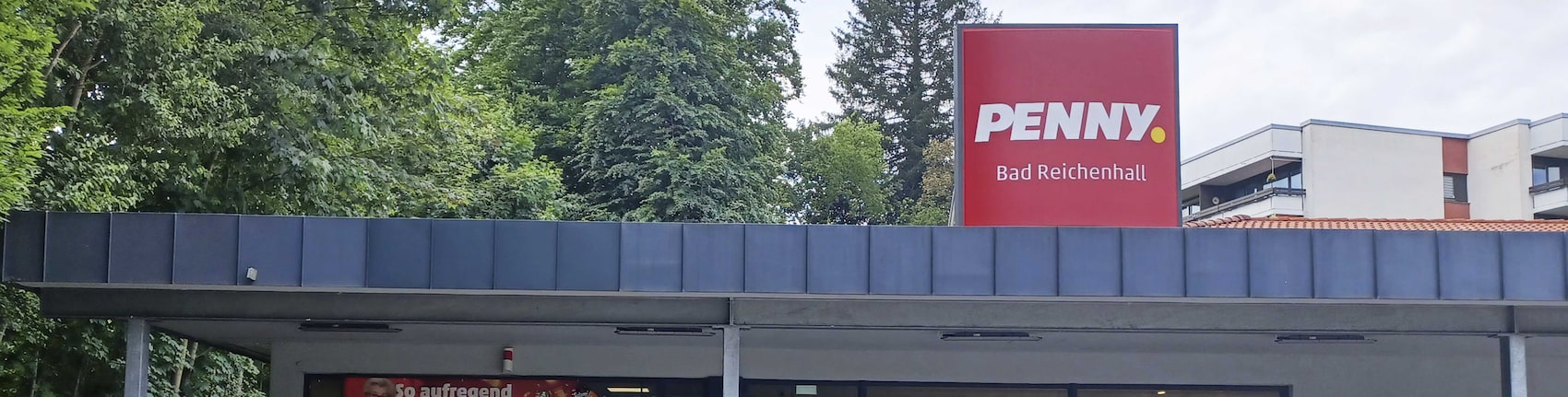 Sie sehen den Eingang vom Penny Markt in Bad Reichenhall Reichenbachstr. 7