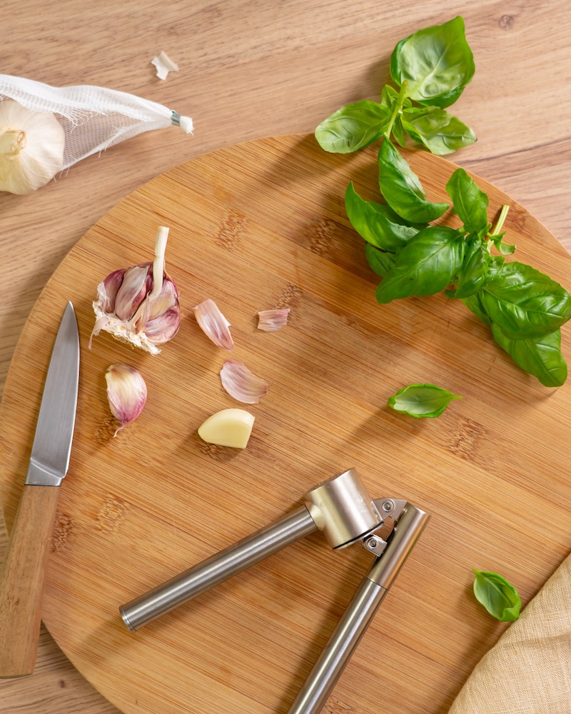 Mediterrane Tomatenbutter mit Oliven