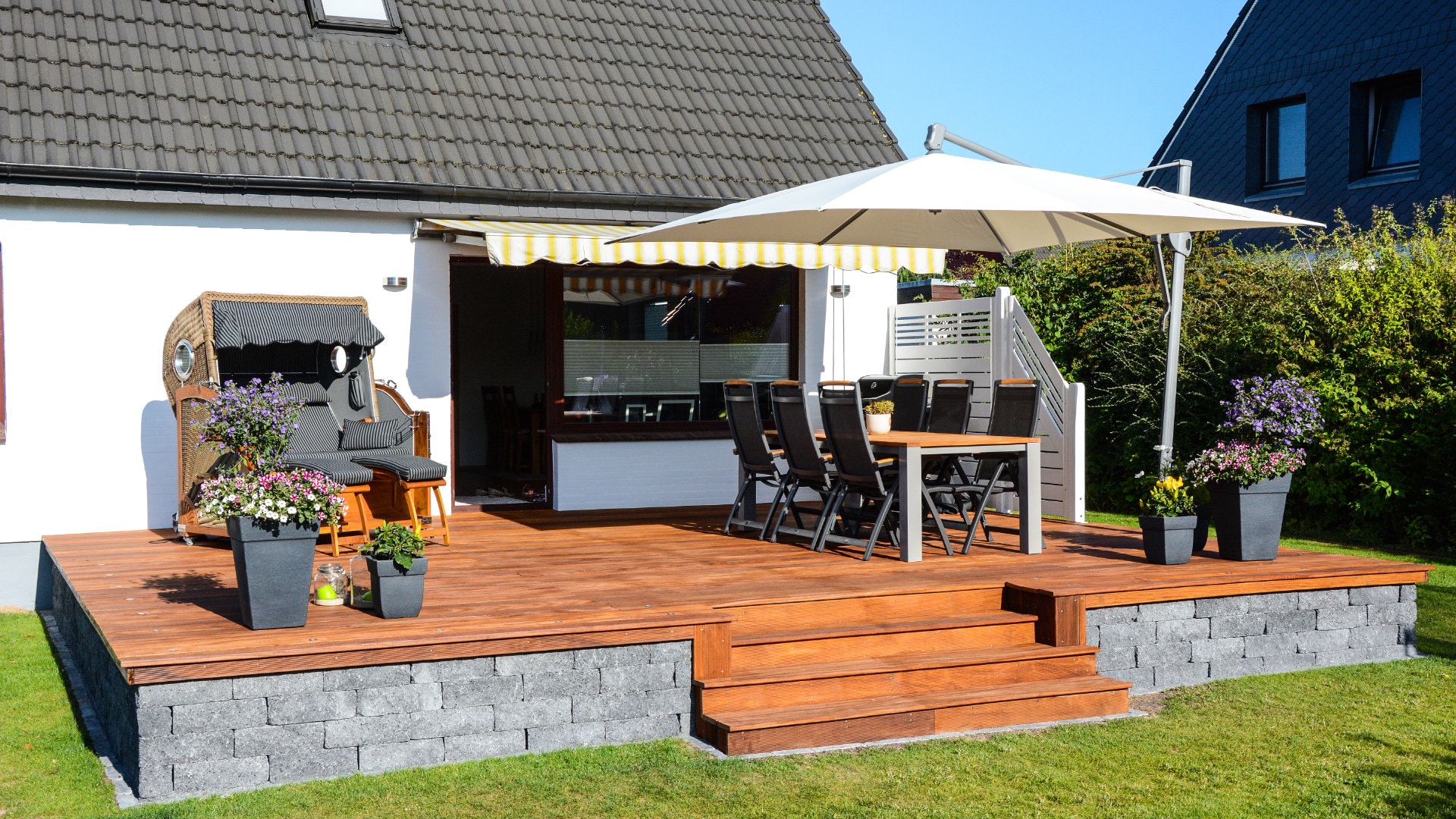 Gemütliche Gartenterrasse